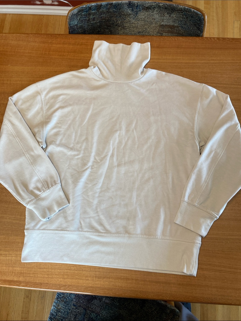 Reitmans Cream Turtleneck Sweater - Relaxed Fit